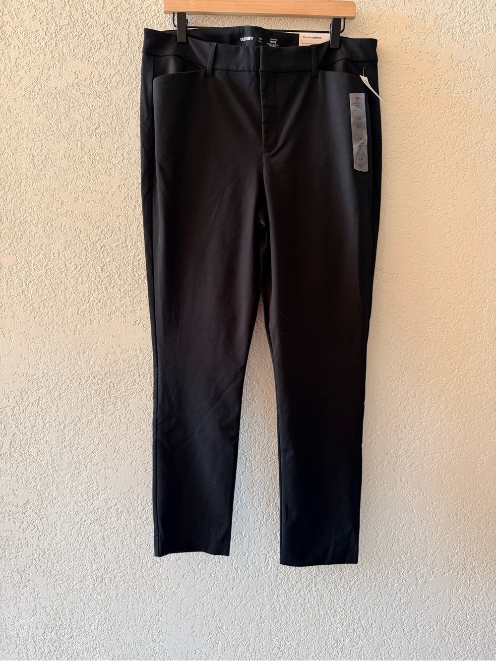 OLD NAVY Women’s Black High Rise Pixie Ankle Casual  Pants Women’s Sz 14 Tall